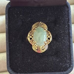 Elegant 14K Gold and Green Jade Ring